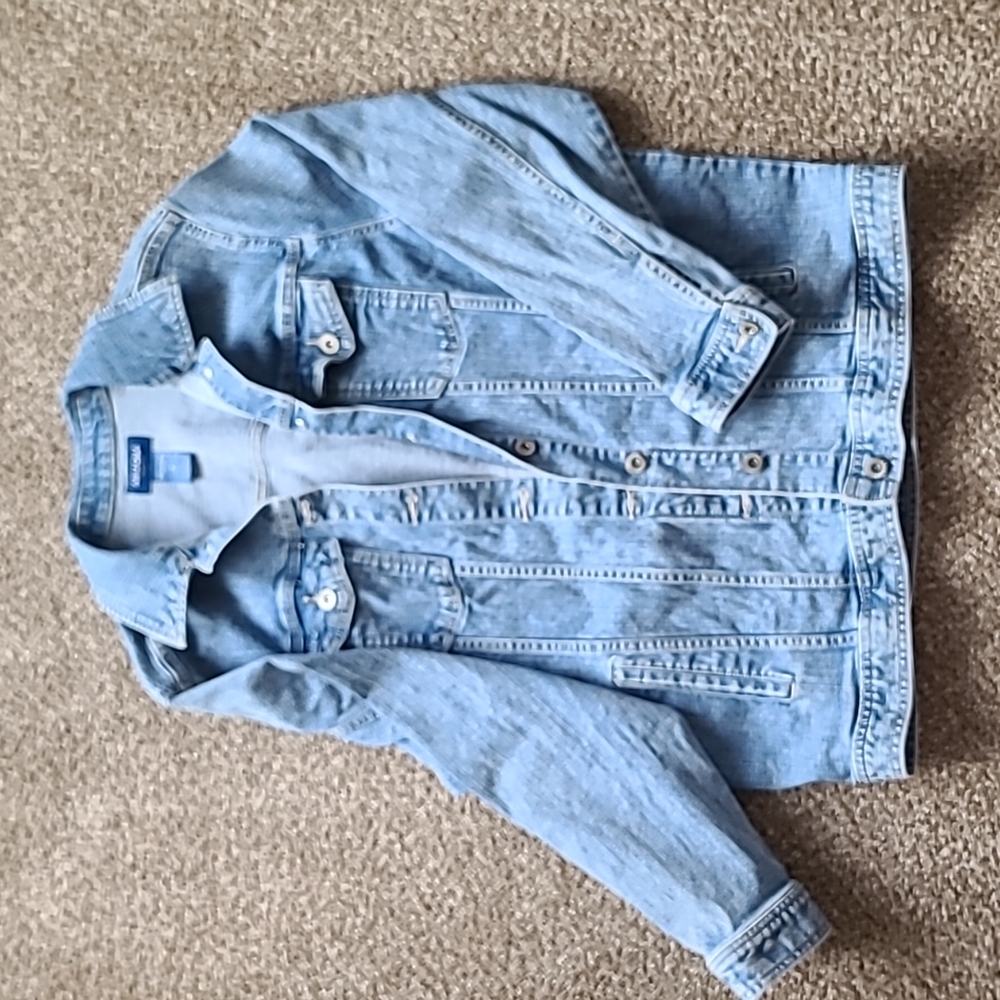 Size medium denim Arizona Jacket